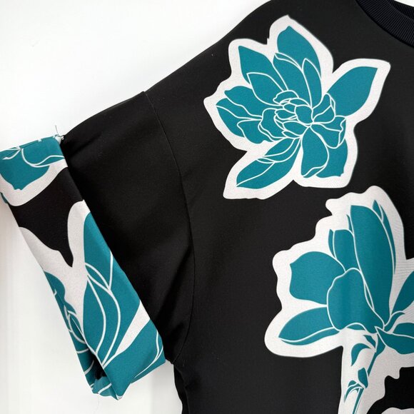 ULTRACOR SHORT SLEEVE TEAL FLORAL PRINT ON BLACK TOP M - Picture 2 of 7